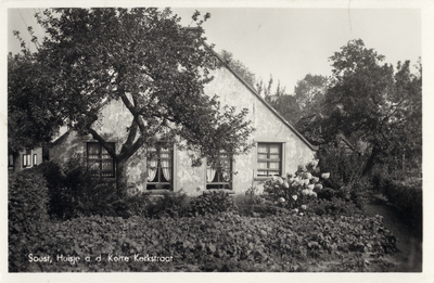 14535 Gezicht op de voorgevel van een boerderij aan de Kerkstraat te Soest.